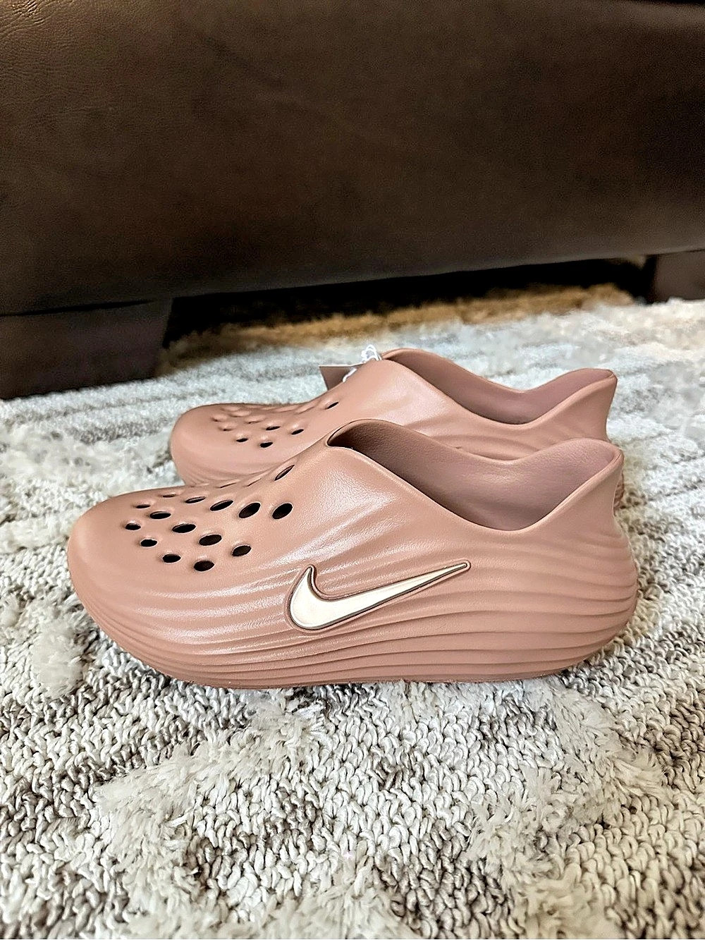 Nike ReactX Rejuven8 Kids size 5Y